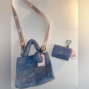 Juicy couture stunning blue rare color peruse and wallet set amazing strap!!!!